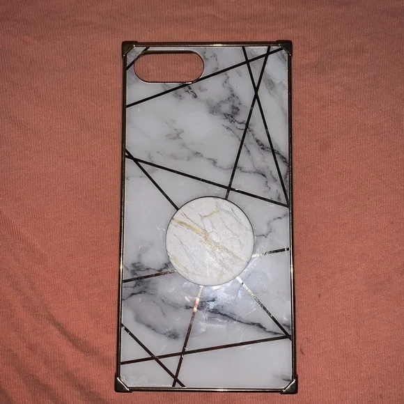 iPhone 6s PLUS Comes with a marble case with a pop socket